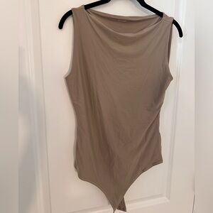 Abercrombie - Soft Matte Seamless Grown-On Bodysuit - Size M